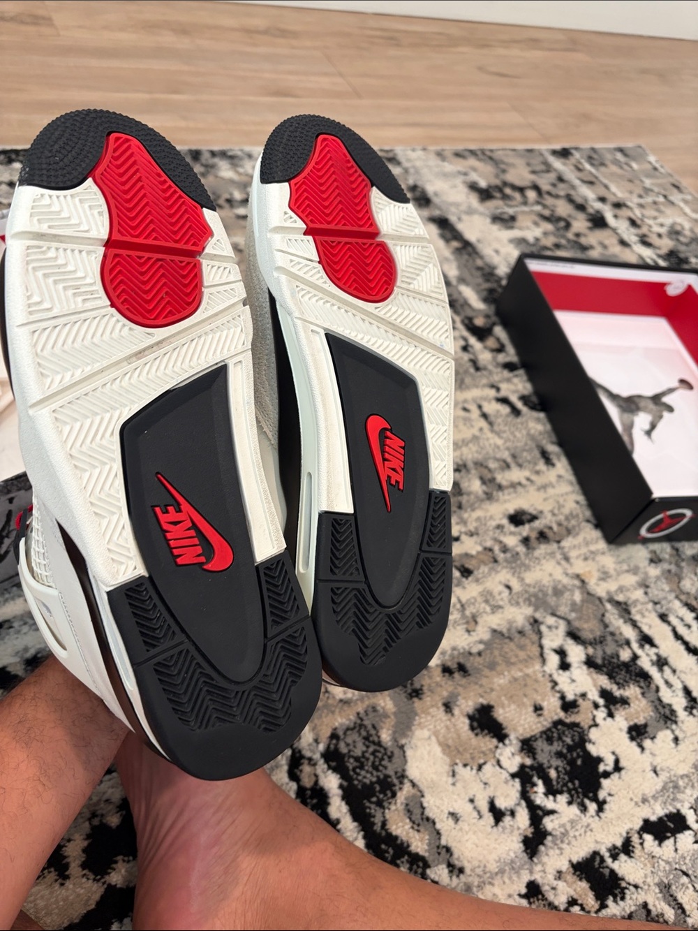 Jordan 4 “Flight Club” - Picture 5 of 7